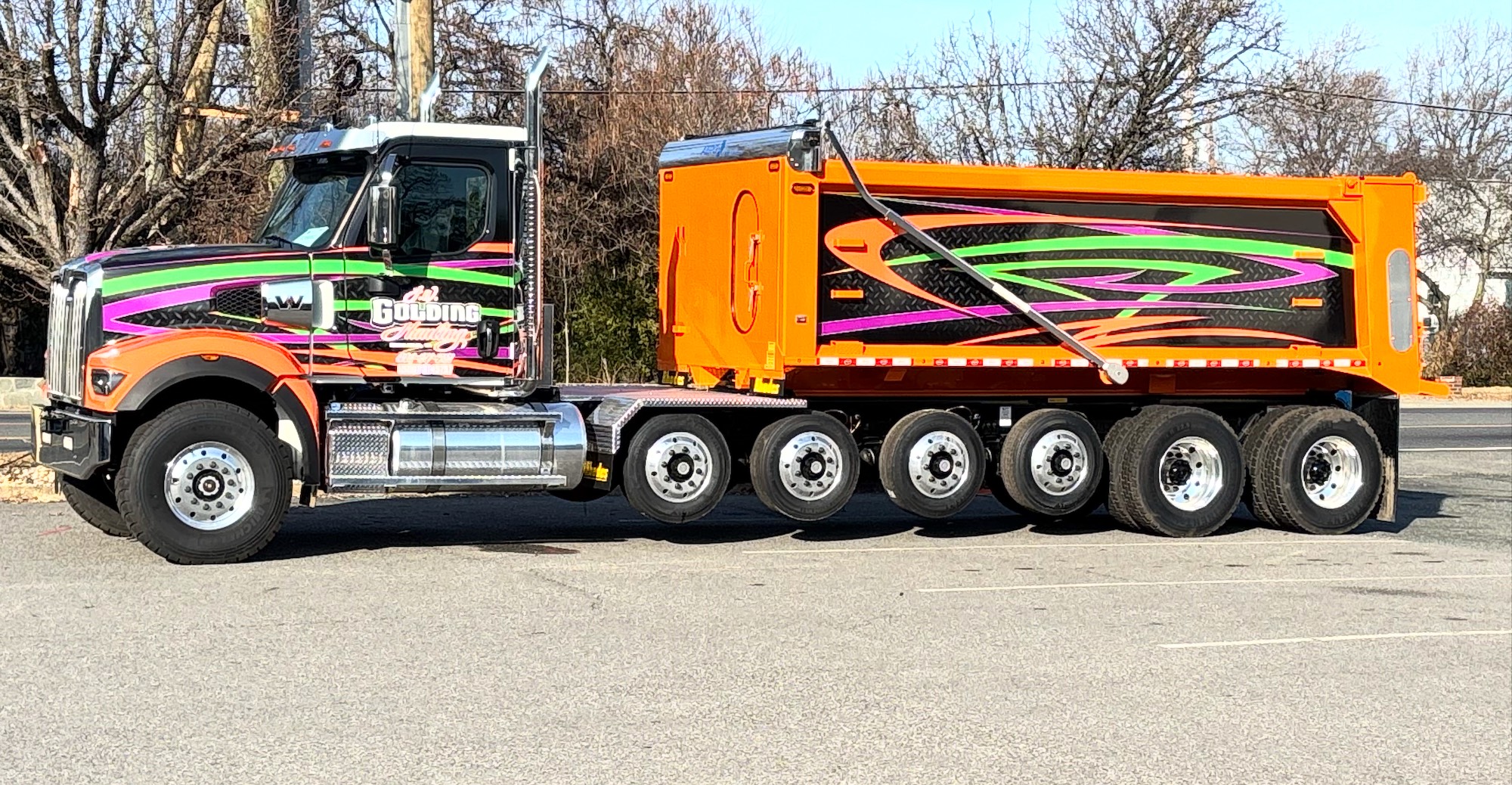 Western steel dump body with graphics